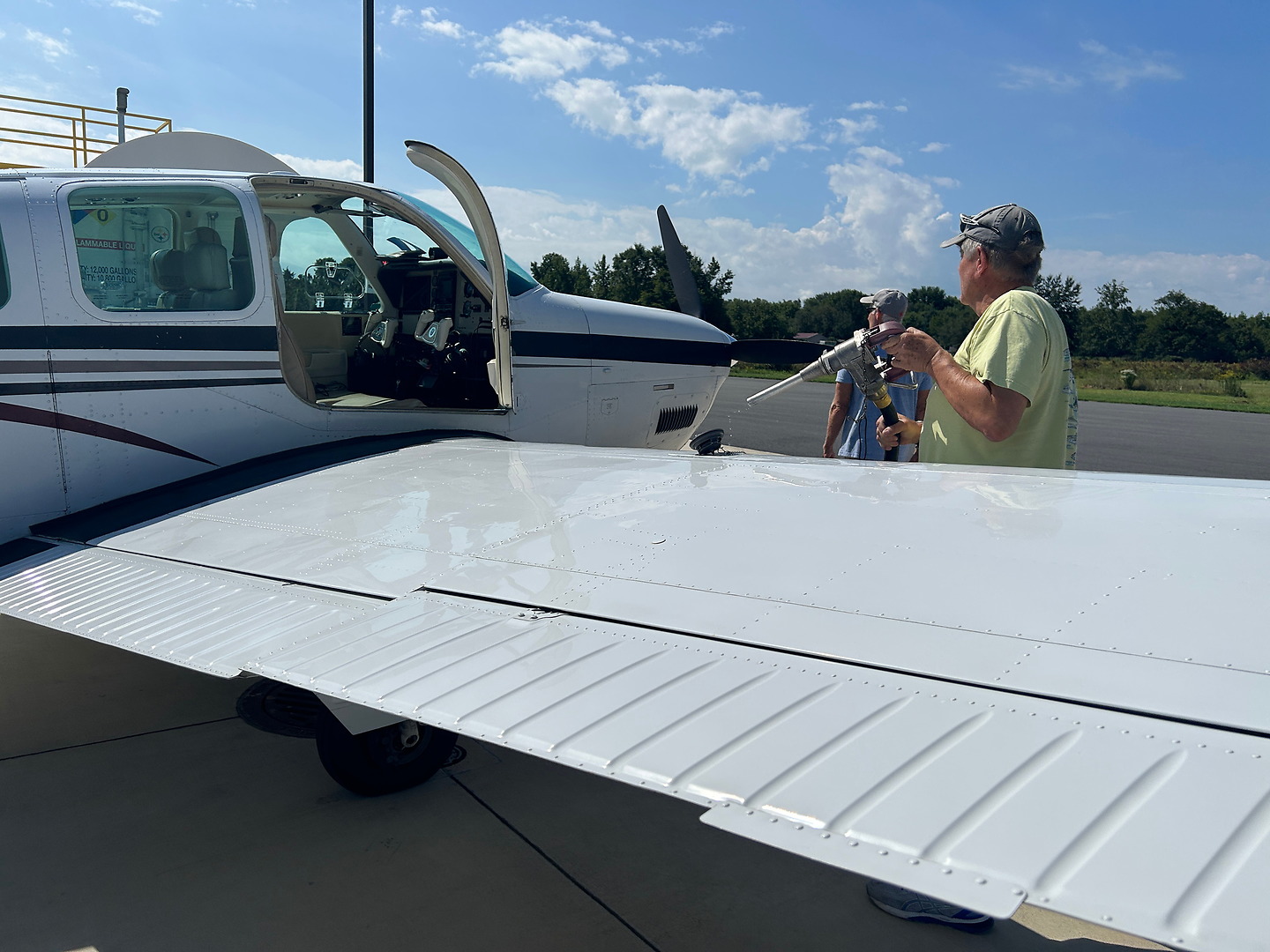 Self-fueling at Delaware Airpark